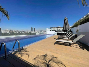 Awesome views & Great location apartment